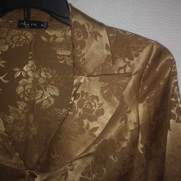 Ruby Rox 9 Gold Fancy Rose Engraved Jacket - Picture 3 of 4